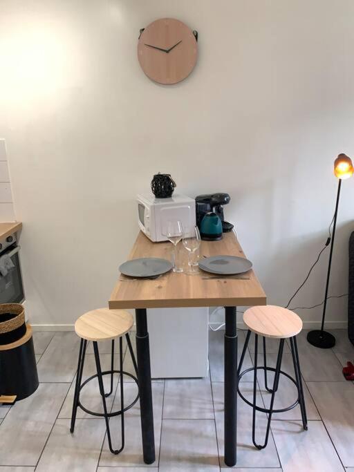 Jolie Studio En Centre Ville Châteauroux Zewnętrze zdjęcie