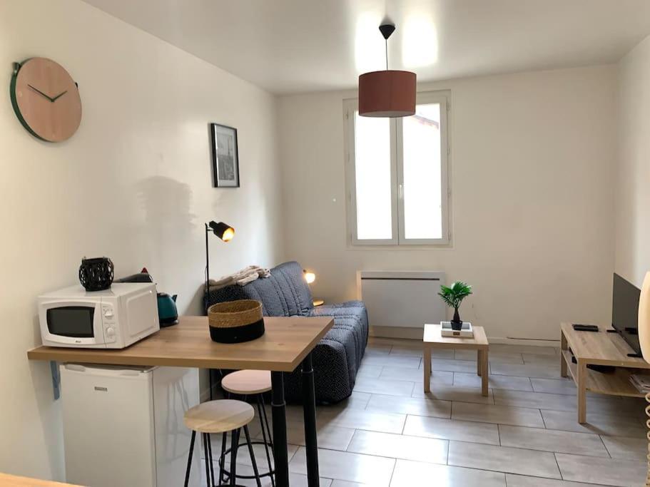Jolie Studio En Centre Ville Châteauroux Zewnętrze zdjęcie